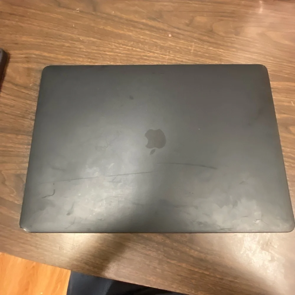 Apple MacBook Pro 16™ 2019 Model A2141 Intel i7 2.6GHz 16GB RAM 512GB Mac HD